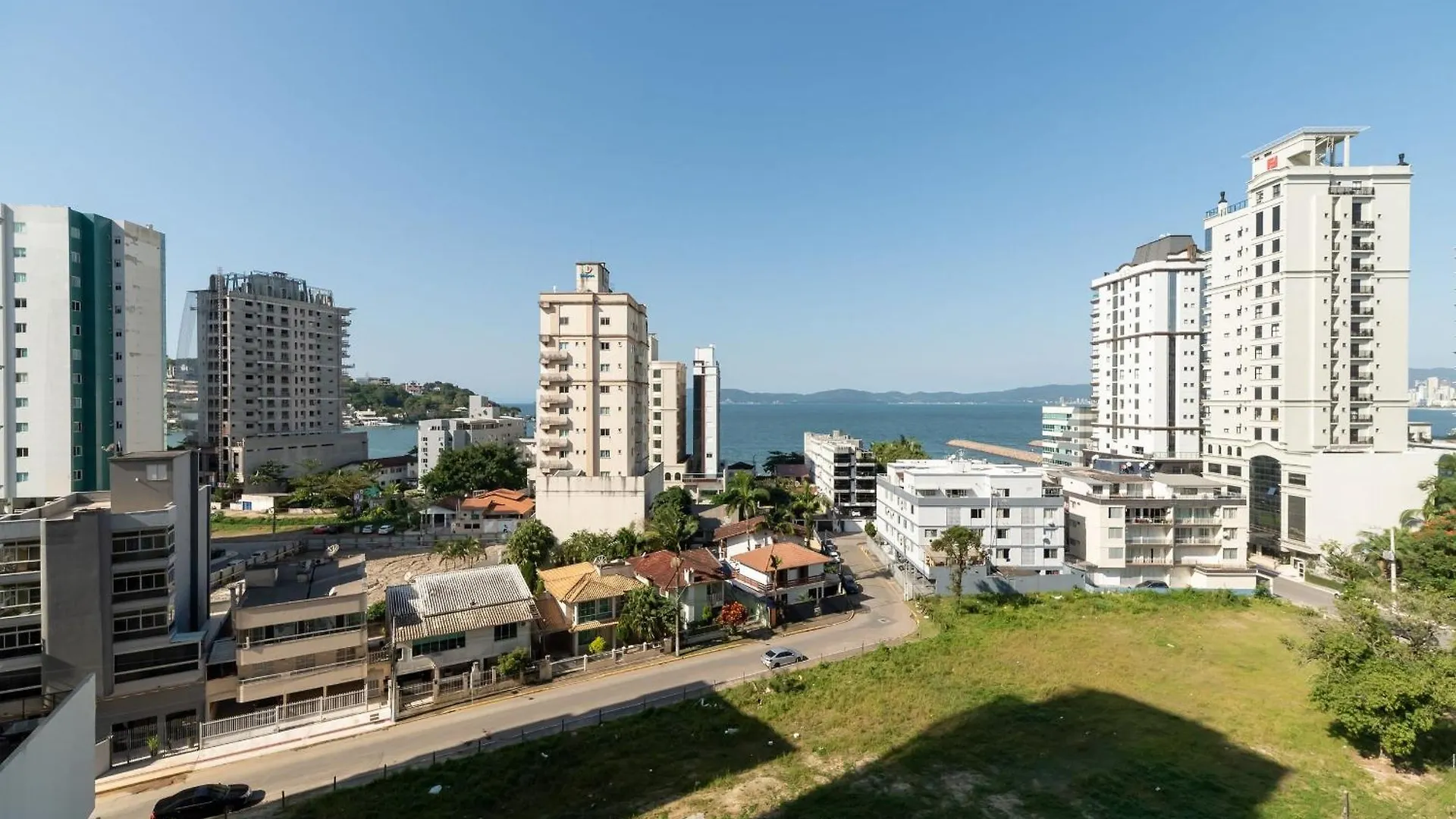 Appartamento Mhfs - Apts Variados Em Predio Com Vista Para O Mar Em Itapema Brasile